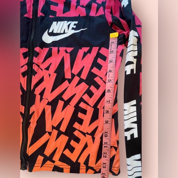 Nike Jacket - Picture 3 of 8